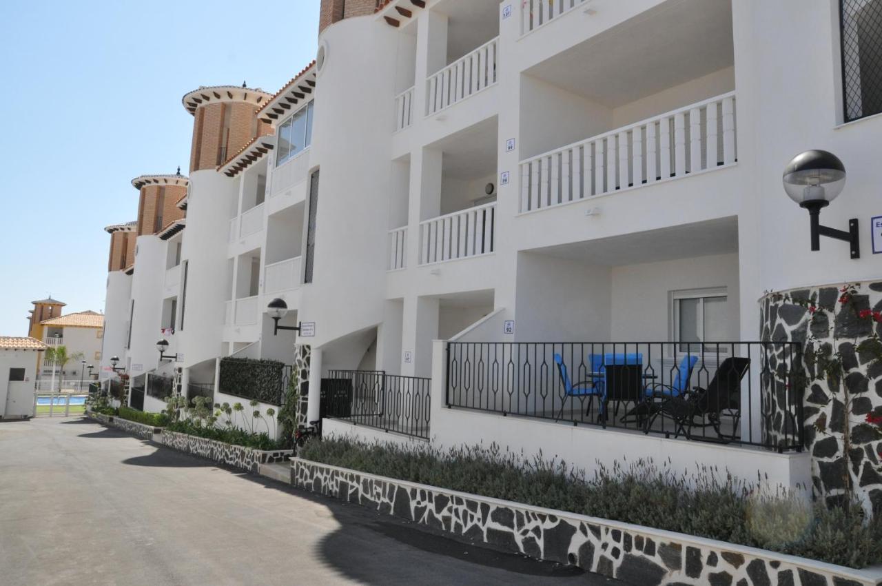 Residencial El Pinet Beach La Mariña Esterno foto